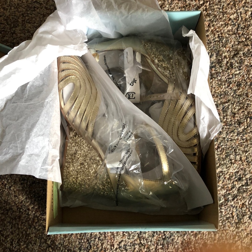 BESS WEDGES - Picture 2 of 3